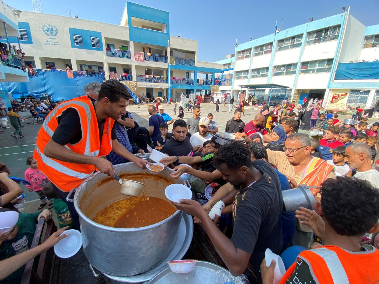 Gaza in Photos: The Urgent Struggle for Humanitarian Aid | Think Global ...